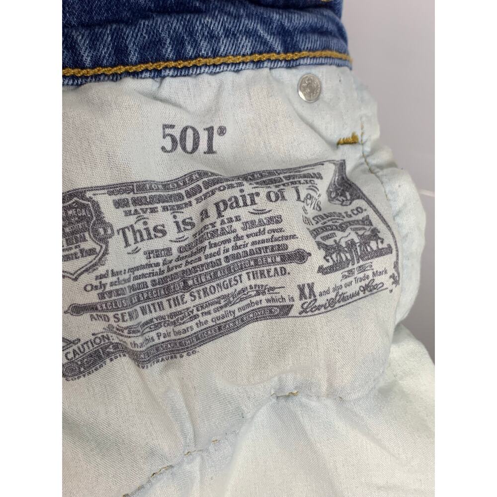 Levi’s 501 Women’s Shorts W29 Blue Denim Mid Thigh Button Fly Raw Frayed Hem - Picture 12 of 15